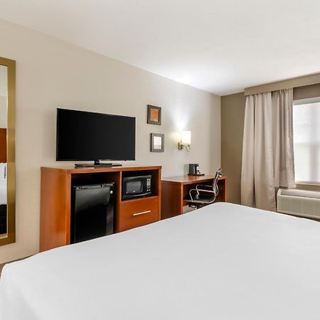 Max Meadows Comfort Inn Wytheville - Fort Chiswell מראה חיצוני תמונה