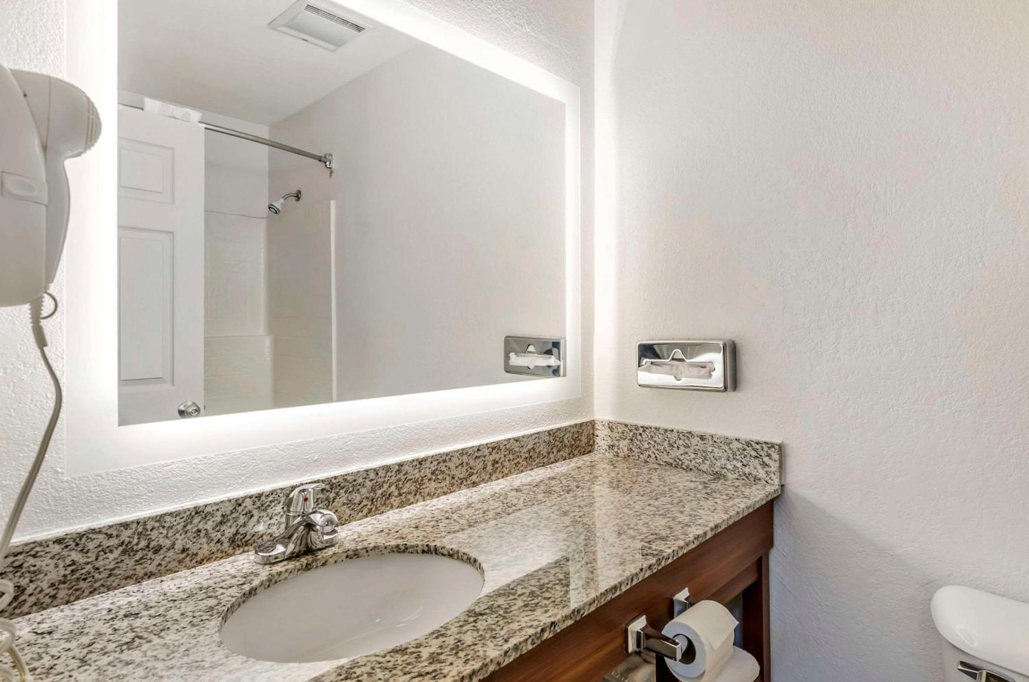 Max Meadows Comfort Inn Wytheville - Fort Chiswell מראה חיצוני תמונה