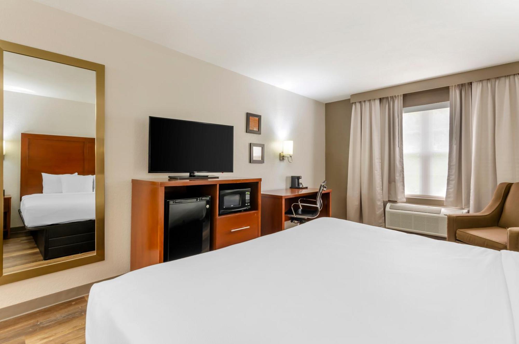 Max Meadows Comfort Inn Wytheville - Fort Chiswell מראה חיצוני תמונה